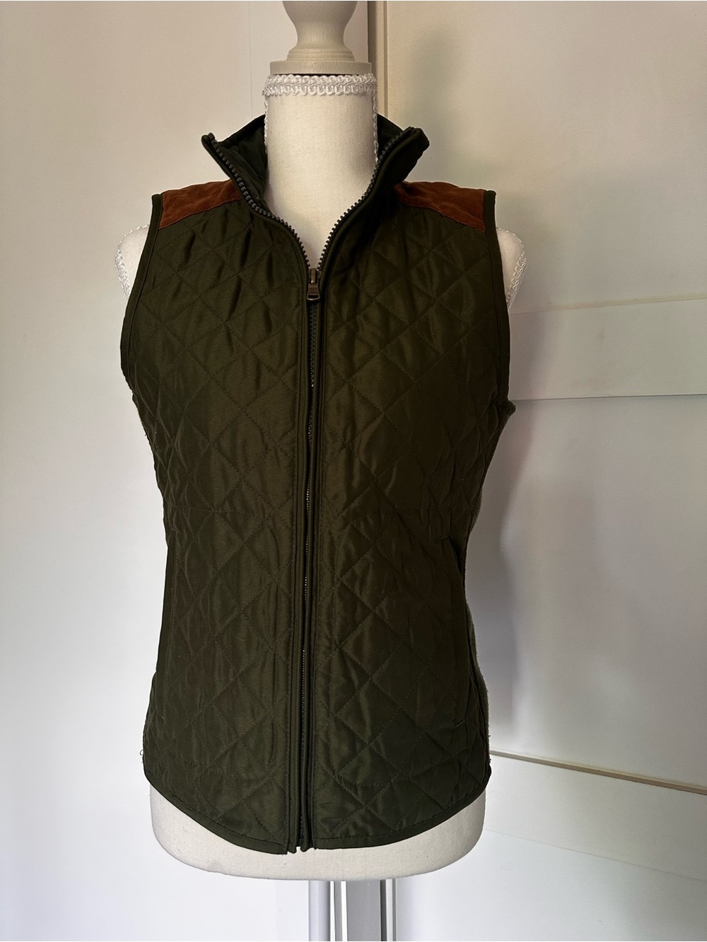Chaps Denim Quilted Vest XS Olive Green Suede Trim Stretch Equestrian Riding